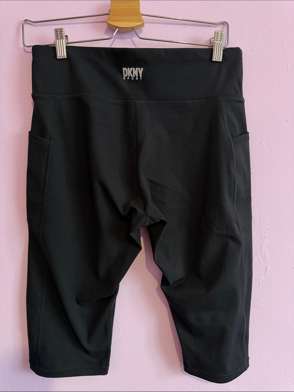 DKNY Black ' Performance Pocket Leggings - Picture 3 of 3